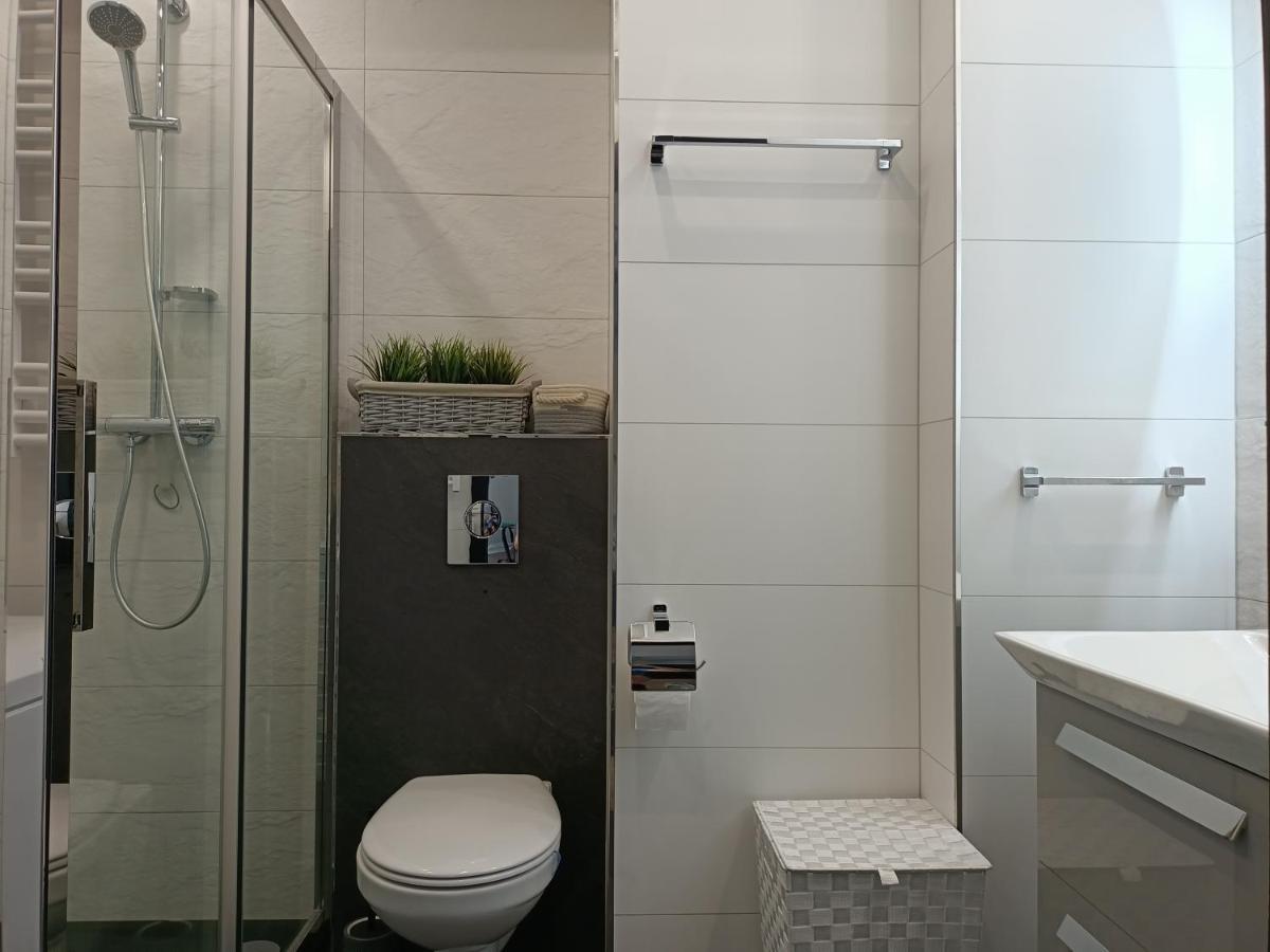 Nowoczesny Apartament Z Widokiem Na Morze Apartment Гданск Екстериор снимка
